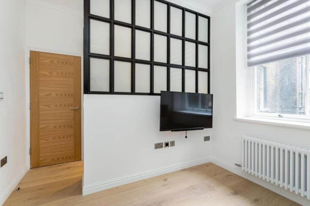 Modern Chelsea Flat, 3Bd 2Bath, With Parking Apartment London Exterior photo